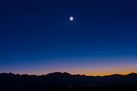 Comet PANSTARRS & the Moon (March 13, 2013)