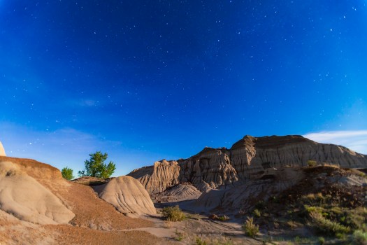 Dinosaur Park Nightscape (May 26, 2013) (16mm 5DII)