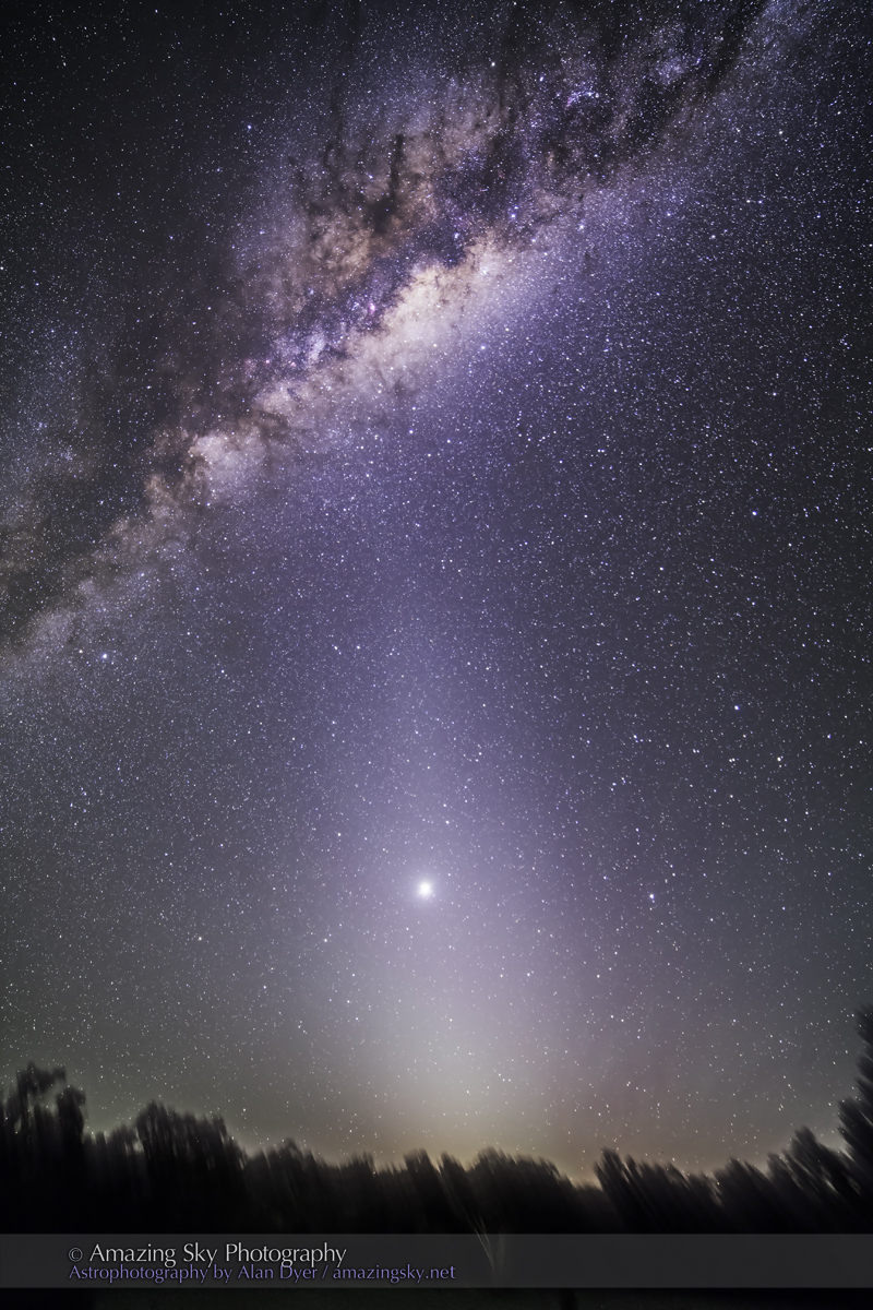 Venus in Zodiacal Light (14mm 5DII)