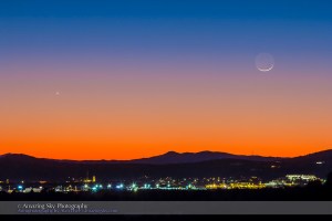 Thin Moon and Venus (Dec 22, 2014)