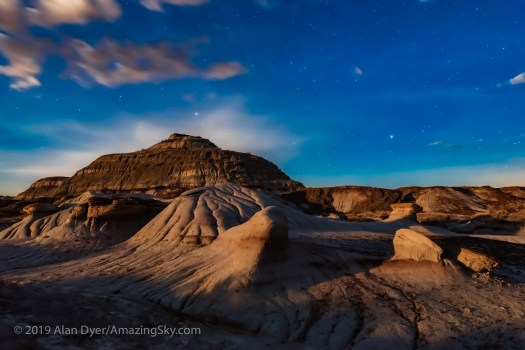 Moonrise Light at Dinosaur Park - West