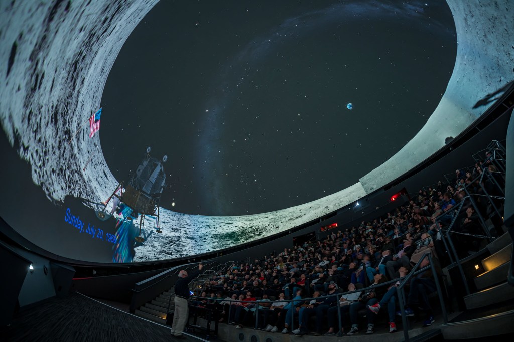 Celebrating Apollo – The Amazing Sky