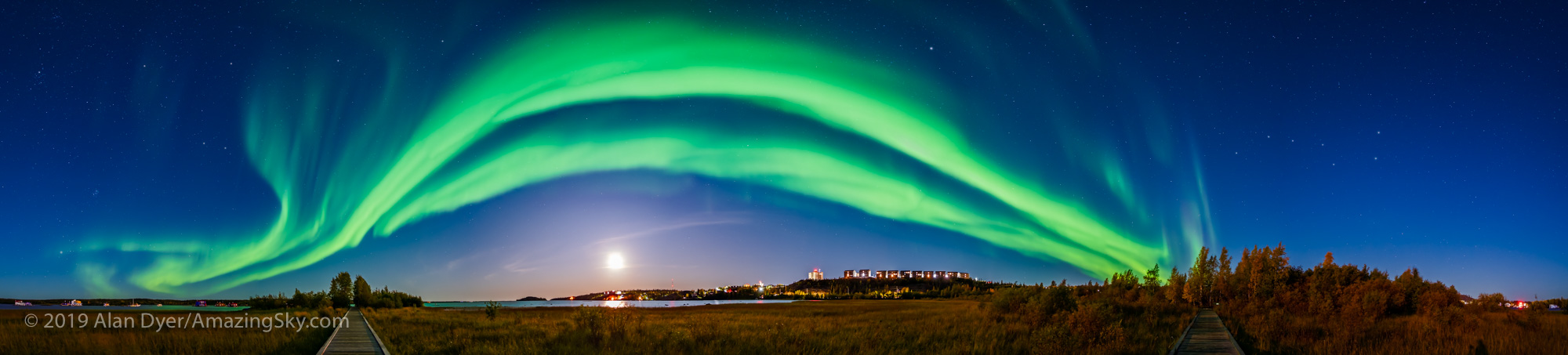 Aurora Panorama from Rotary Park, Yellowknife