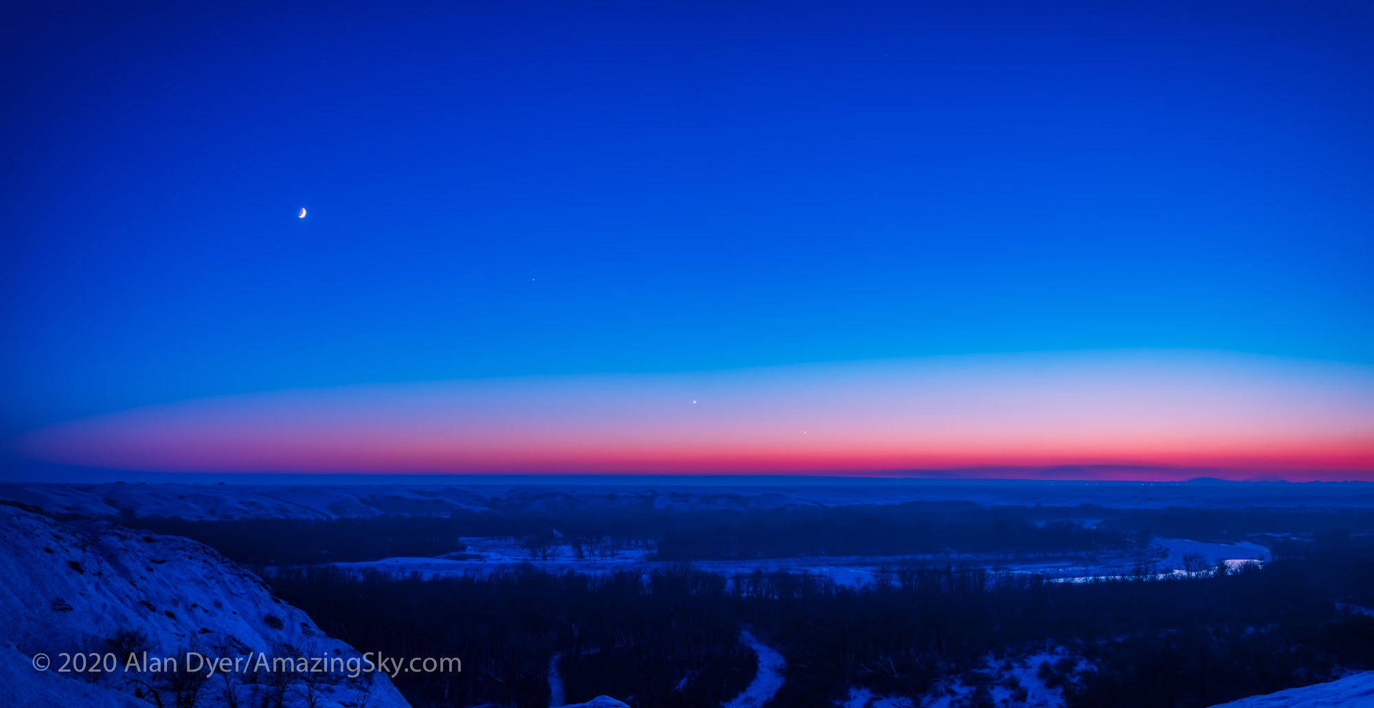 Moon and Three Planets Line-Up