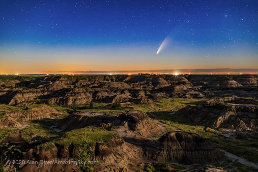 Comet NEOWISE over Horseshoe Canyon (July 11, 2020)